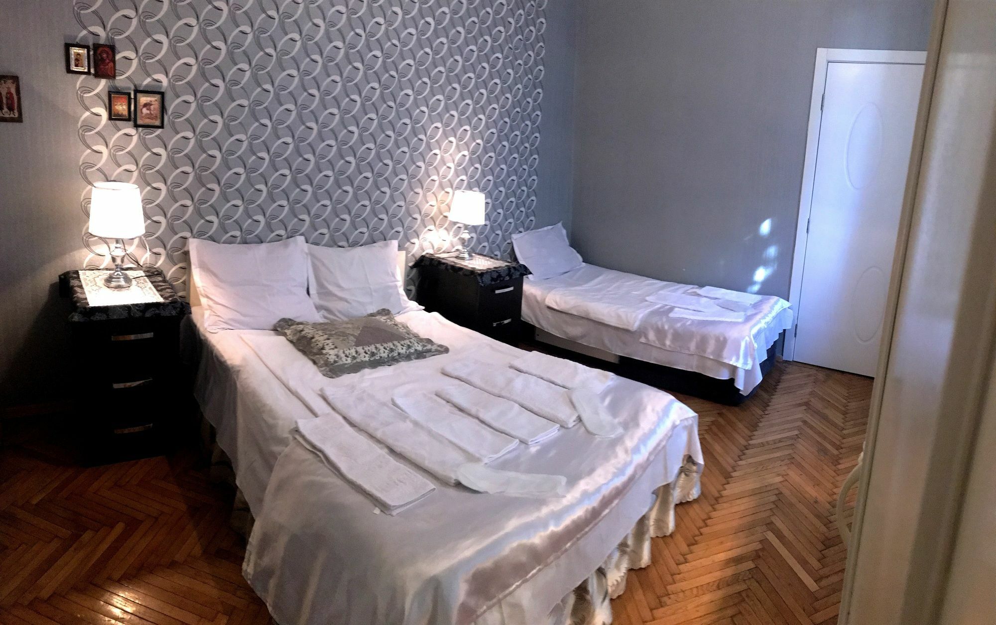 Family Hotel Parajanov Tbilisi Exteriör bild